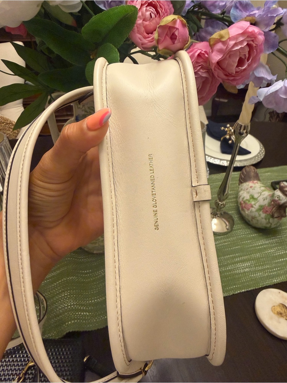 COACH SWINGER BAG brass/chalk Shoulder Bag. - Picture 8 of 10